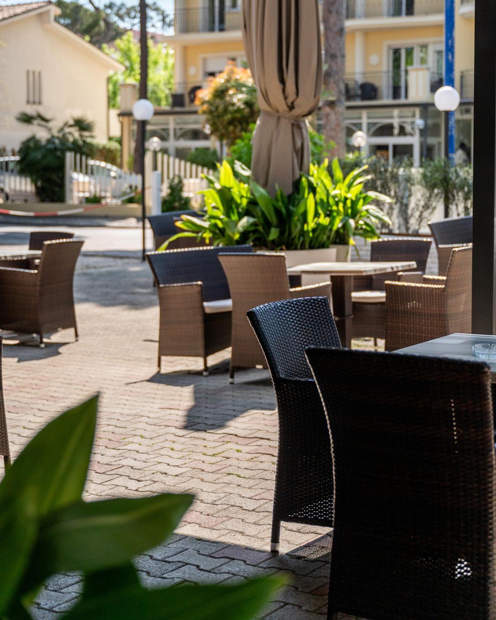 Chery Hotel 3*